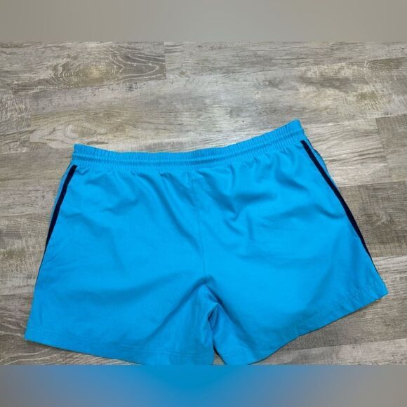 NWT Adidas pchd poly teal woman’s training entertainment,  femmes shorts - Picture 4 of 14